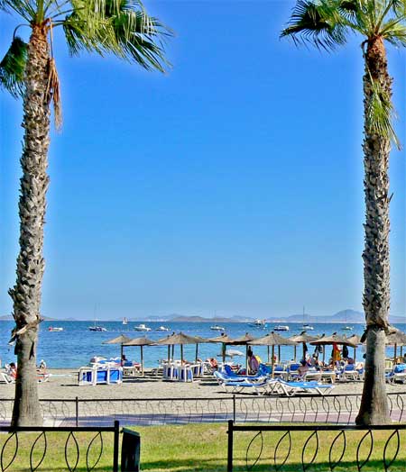 immobilienbuero-los-alcazares-tourist-infanta-cristina-center